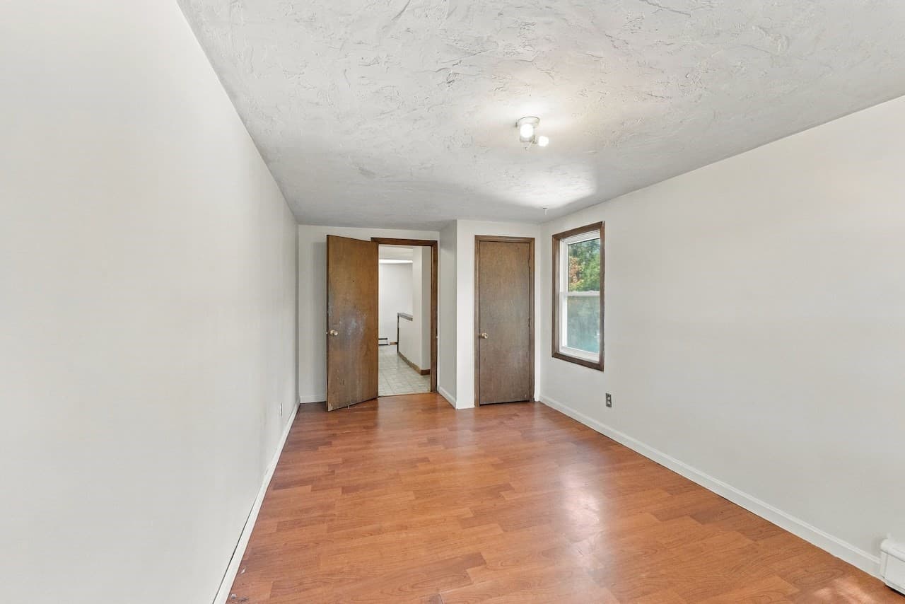 Single Family Residence at 69 Lake Ave, Leicester MA 01524, Leicester, photo 26 of 40