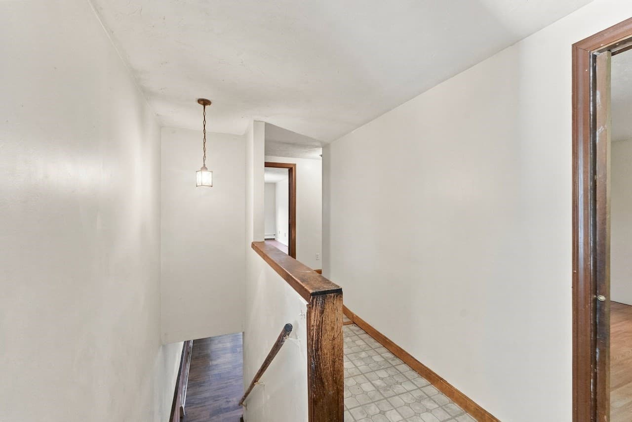 Single Family Residence at 69 Lake Ave, Leicester MA 01524, Leicester, photo 18 of 40
