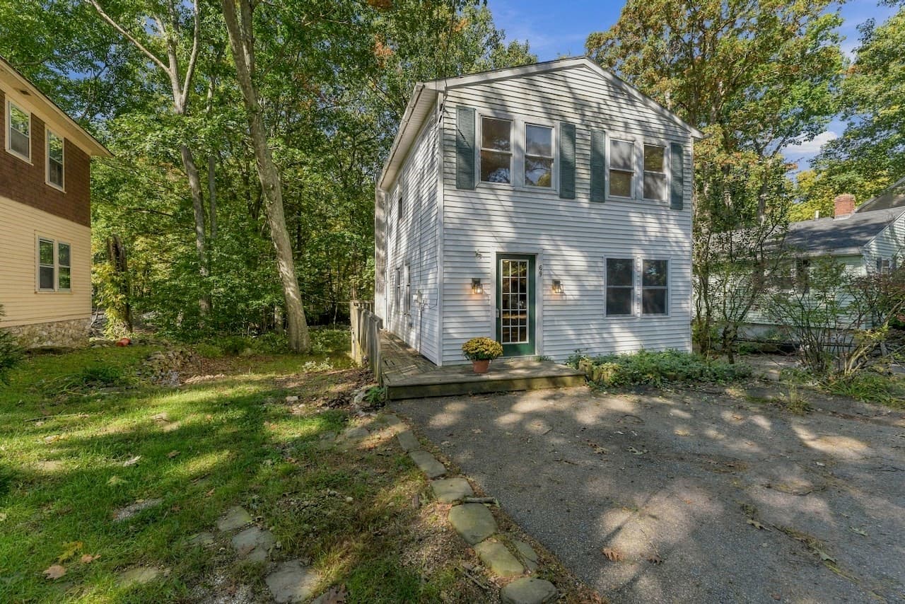 Single Family Residence at 69 Lake Ave, Leicester MA 01524, Leicester, photo 29 of 40