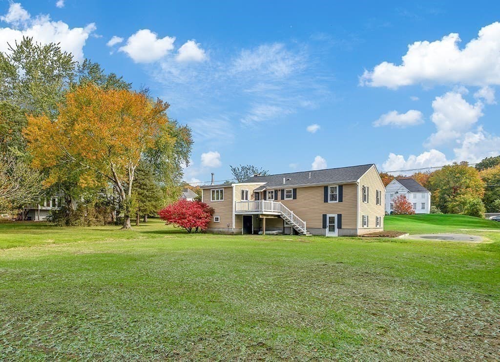 Single Family Residence at 60 Sheldonville Rd, North Attleboro MA 02760, photo 26 of 32