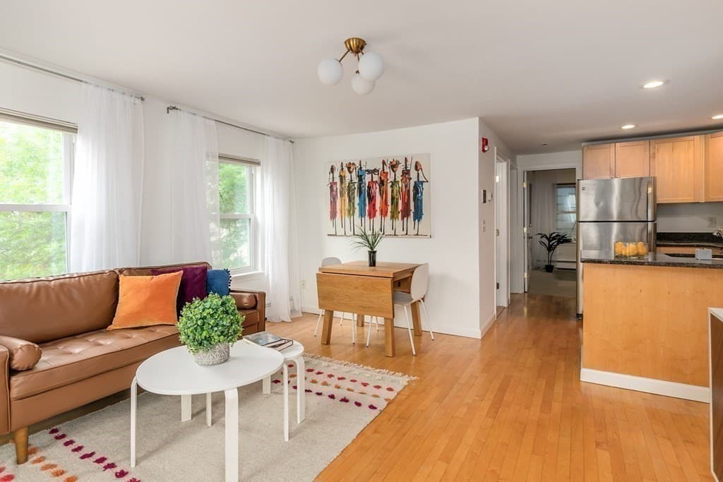 Condominium at 95 Second St # 3, Cambridge MA 02141, Cambridge, photo 4 of 12