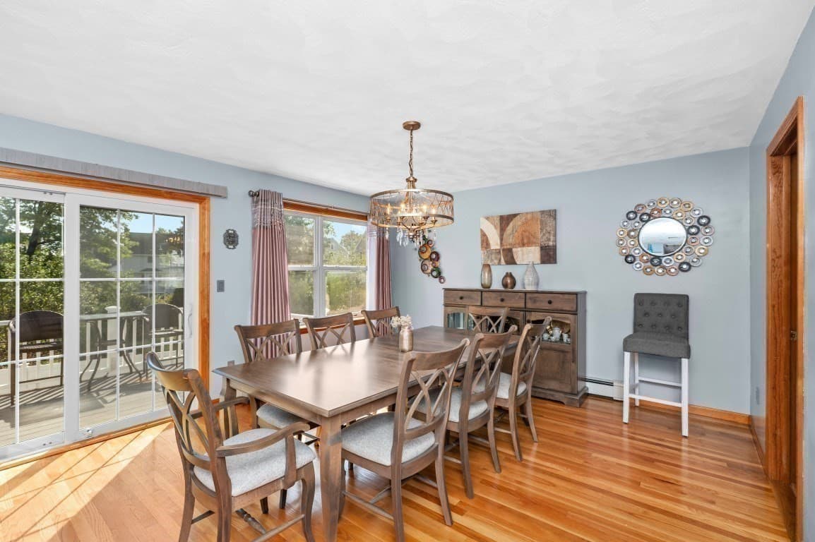 Single Family Residence at 3 Gatta Cir, Woburn MA 01801, Woburn, photo 6 of 33