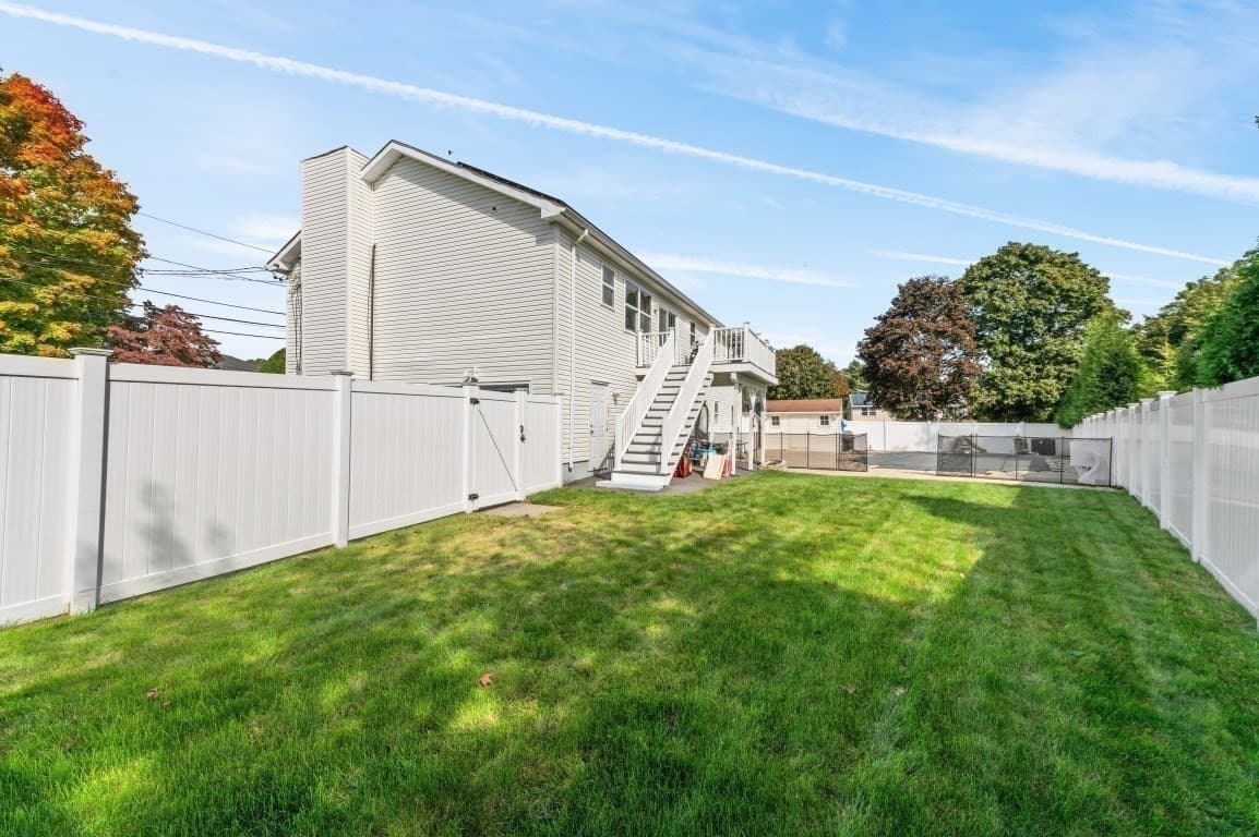Single Family Residence at 3 Gatta Cir, Woburn MA 01801, Woburn, photo 22 of 33