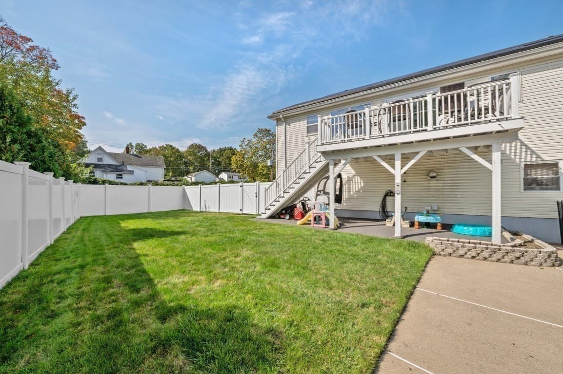 Single Family Residence at 3 Gatta Cir, Woburn MA 01801, Woburn, photo 25 of 33