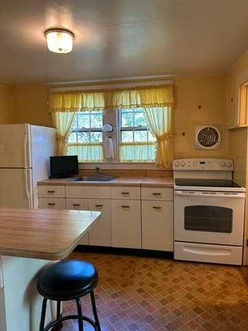 Single Family Residence at 12 Stevens Street, Barnstable MA 02601, Barnstable, photo 16 of 38