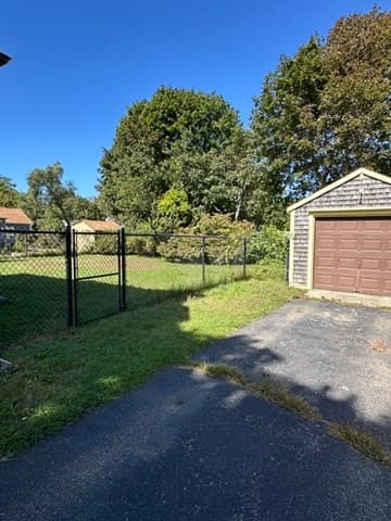 Single Family Residence at 12 Stevens Street, Barnstable MA 02601, Barnstable, photo 5 of 38