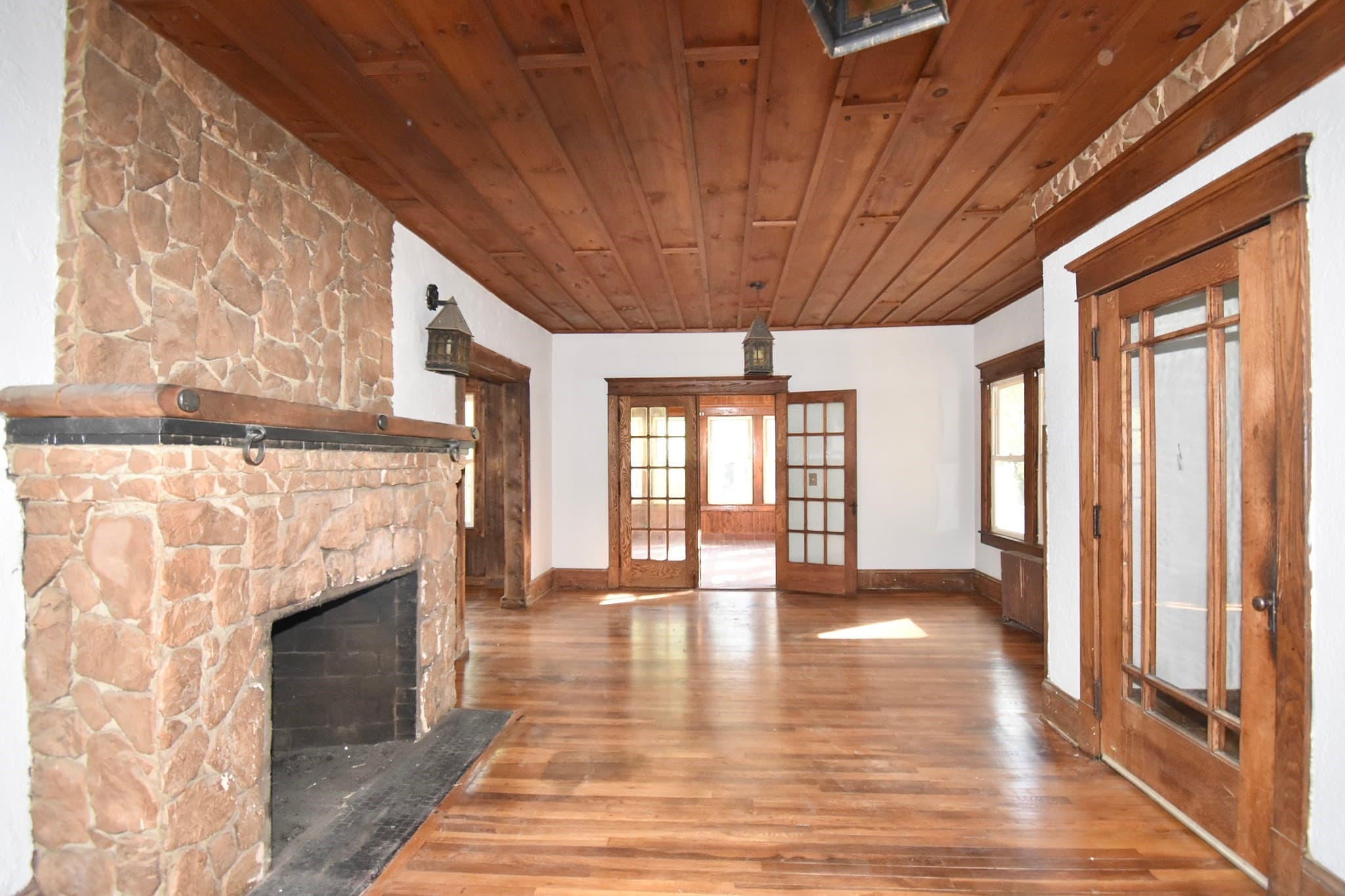 Single Family Residence at 60 Worthy Ave, West Springfield MA 01089, West Springfield, photo 17 of 32