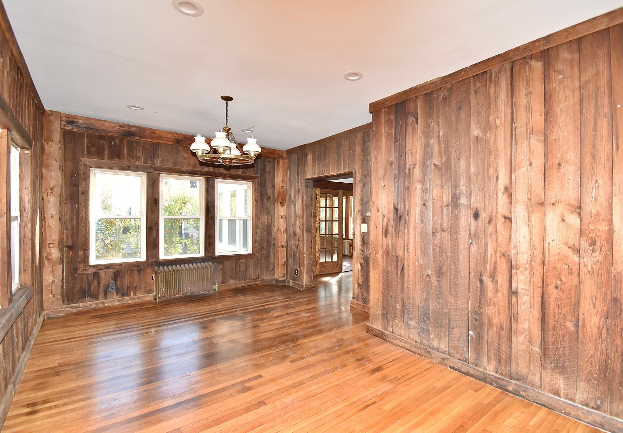Single Family Residence at 60 Worthy Ave, West Springfield MA 01089, West Springfield, photo 9 of 32