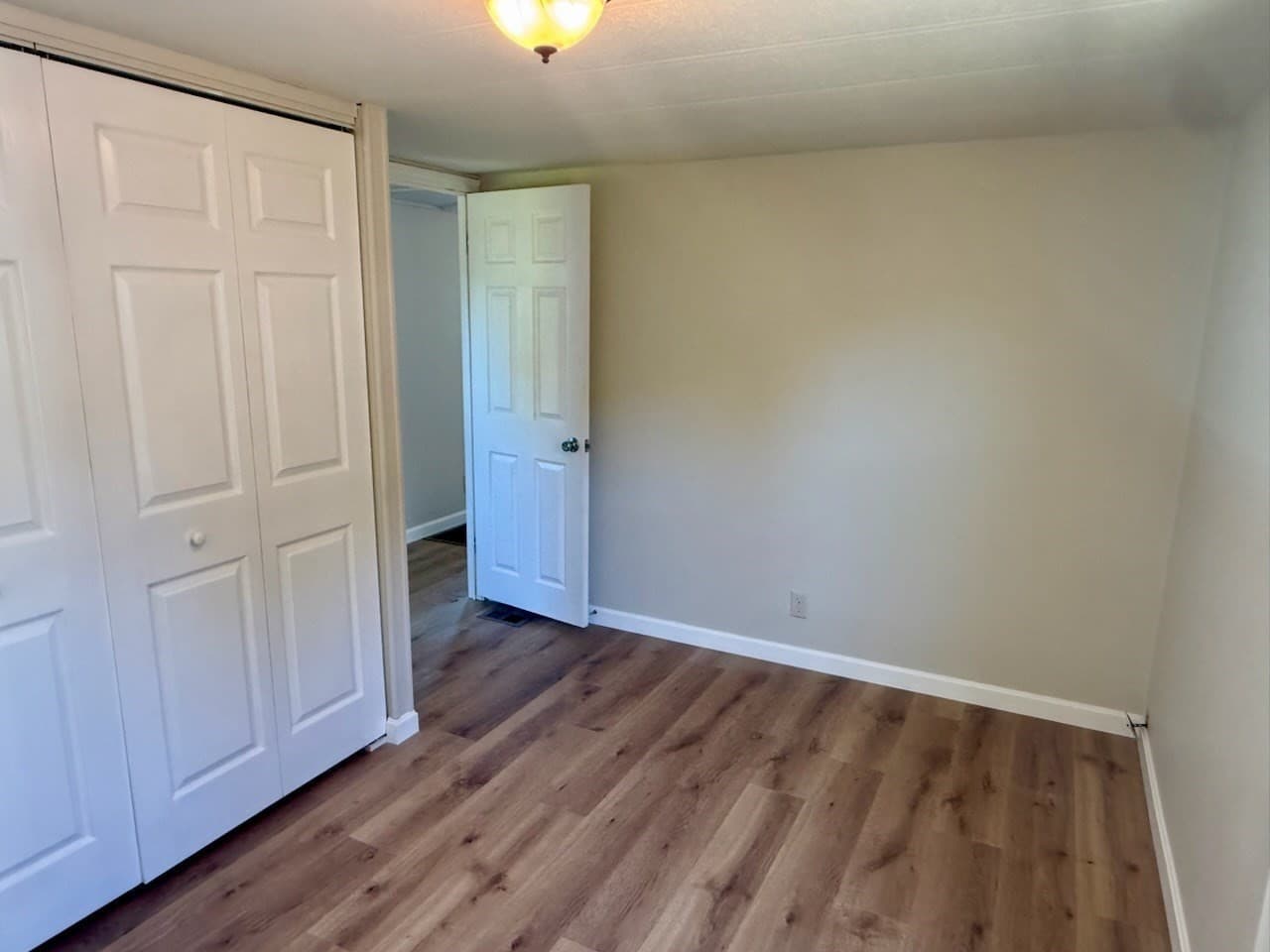 Mobile Home at 10 Melissa Drive, Attleboro MA 02703, Attleboro, photo 18 of 23