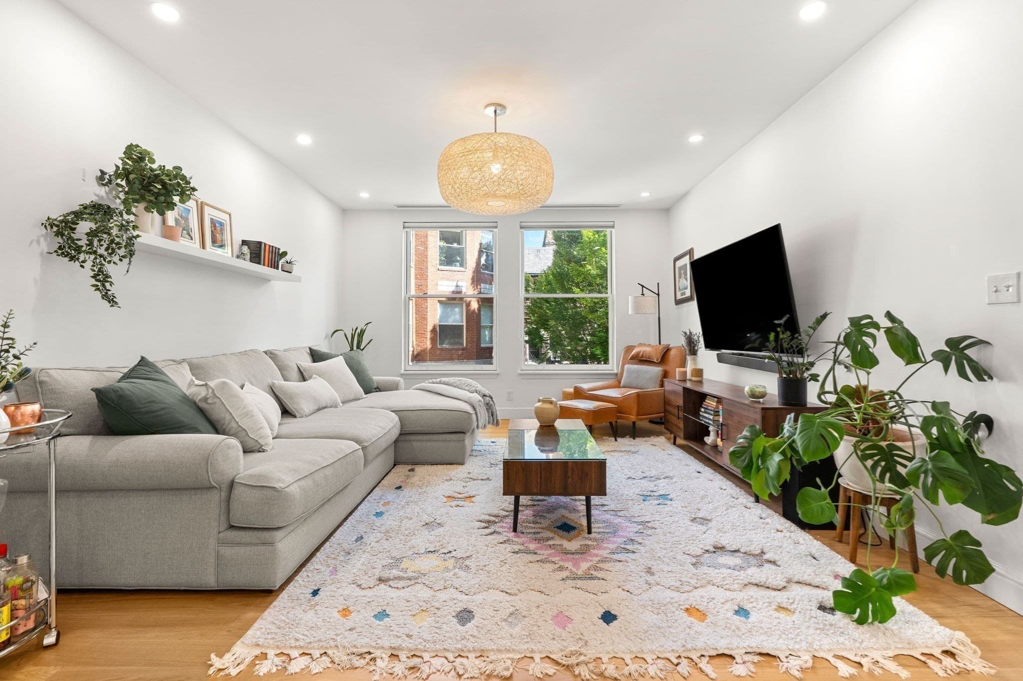 Condominium at 25 Marion St # 27, Brookline MA 02446, Brookline, photo 2 of 33