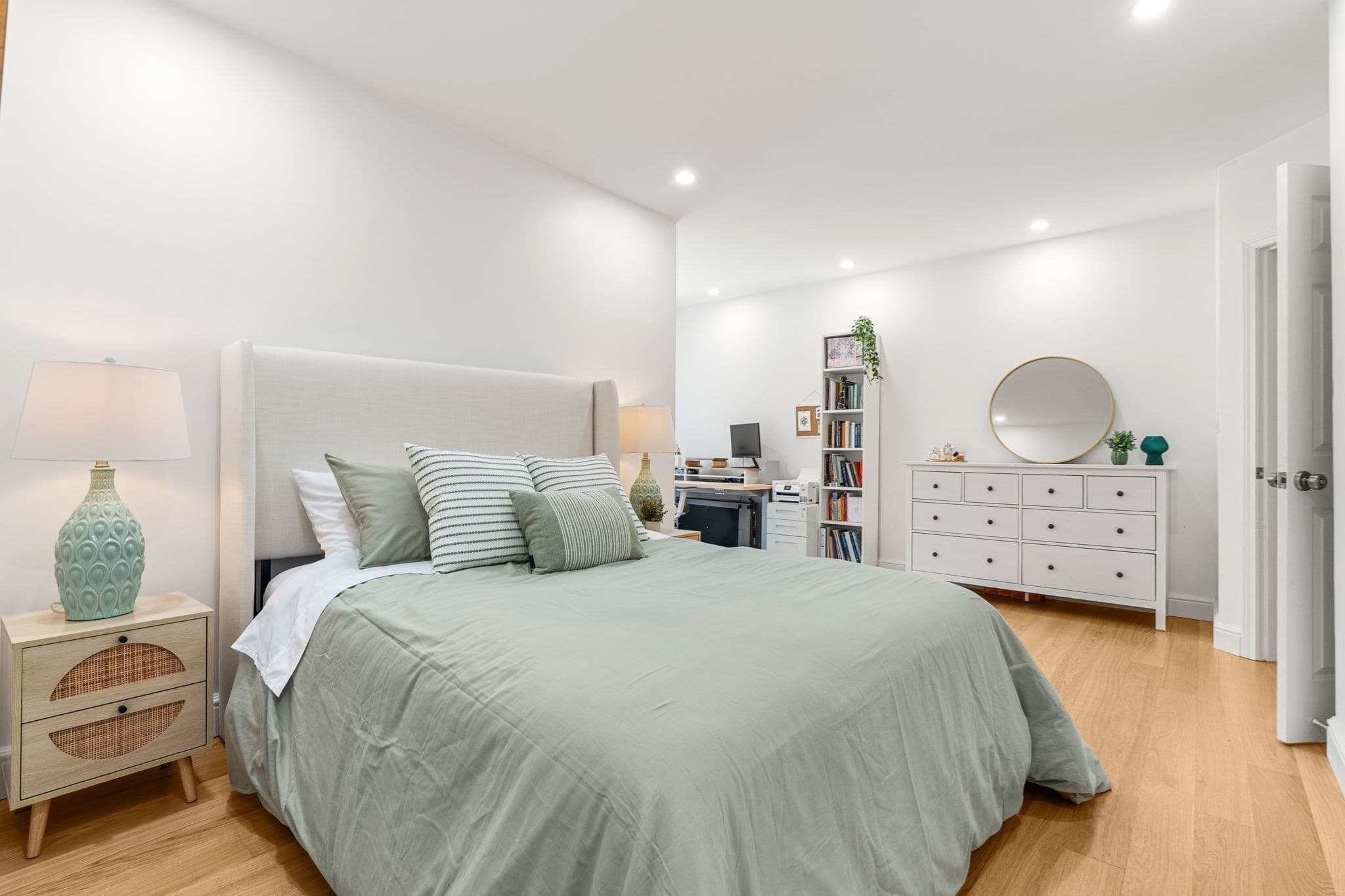 Condominium at 25 Marion St # 27, Brookline MA 02446, Brookline, photo 12 of 33