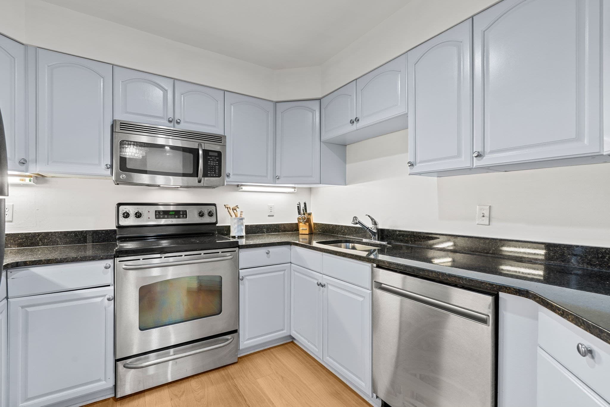 Condominium at 25 Marion St # 27, Brookline MA 02446, Brookline, photo 10 of 33