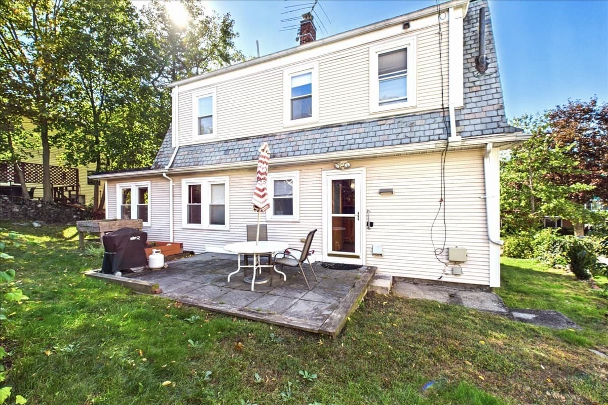 Single Family Residence at 265 Main St, Melrose MA 02176, Melrose, photo 4 of 30