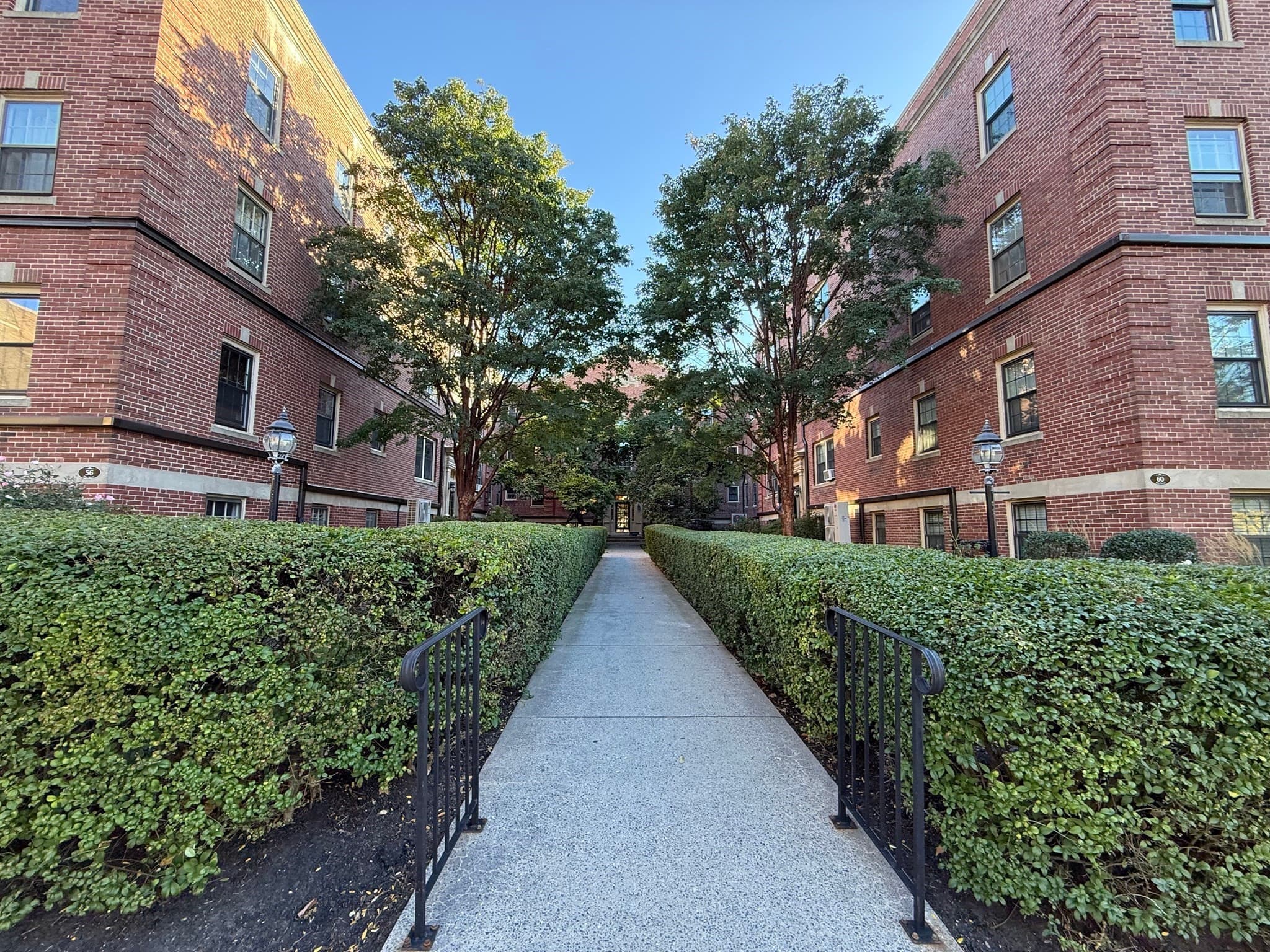 Condominium at 58 Elm Street # 6, Worcester MA 01609, Worcester, photo 2 of 8