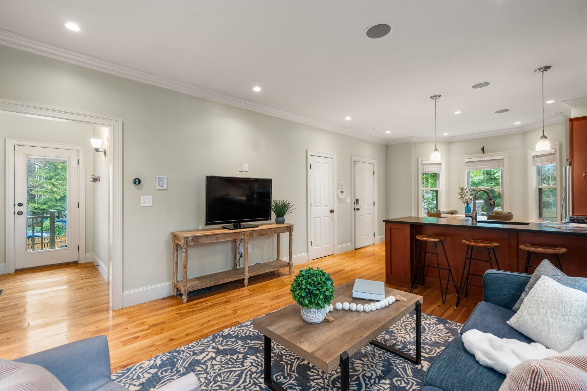 Condominium at 2 Ballard Way # 1, Boston MA 02130, Boston, photo 4 of 27
