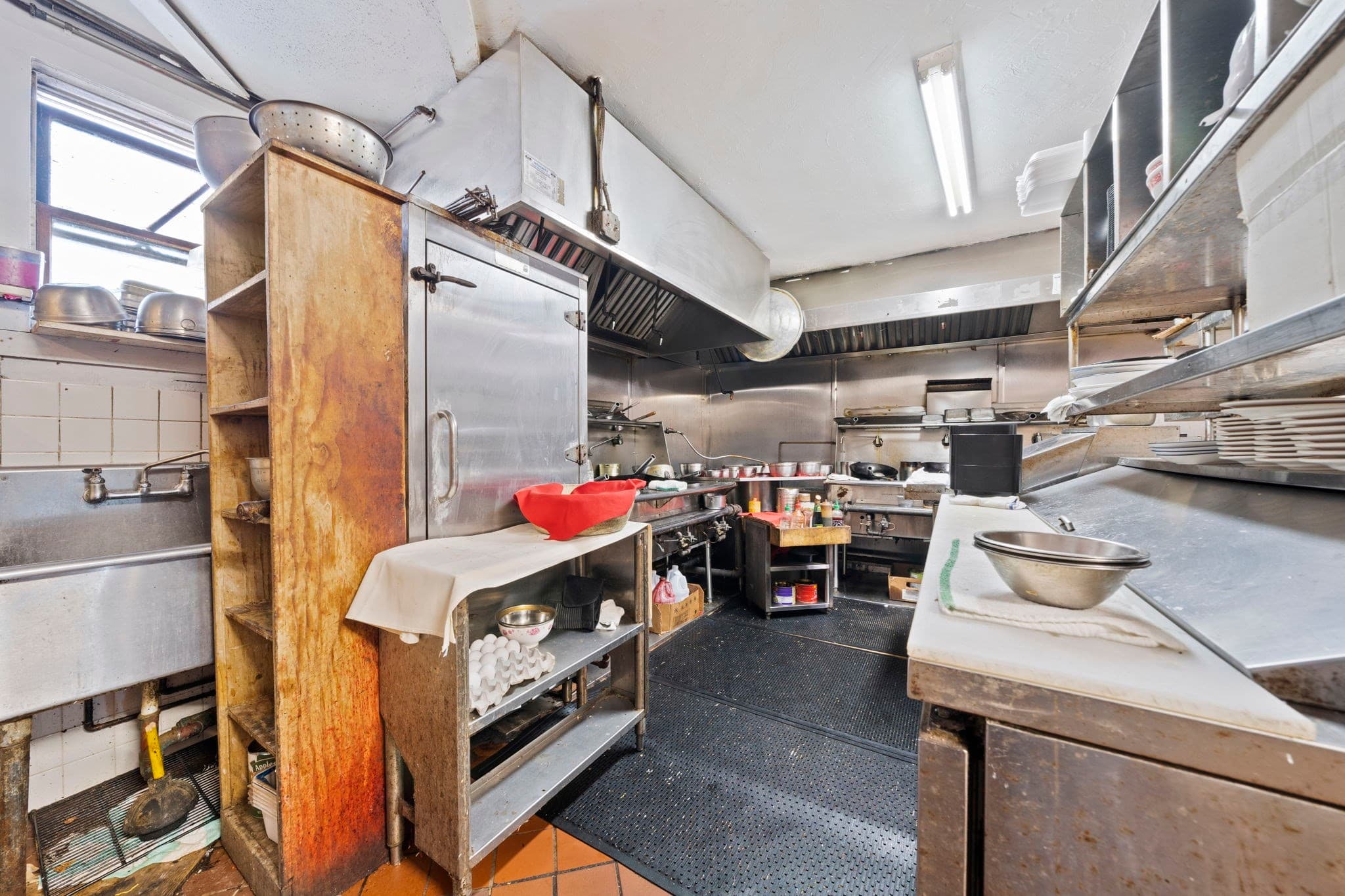 Business Opportunity at 300 Main St, Bourne MA 02532, Bourne, photo 16 of 17