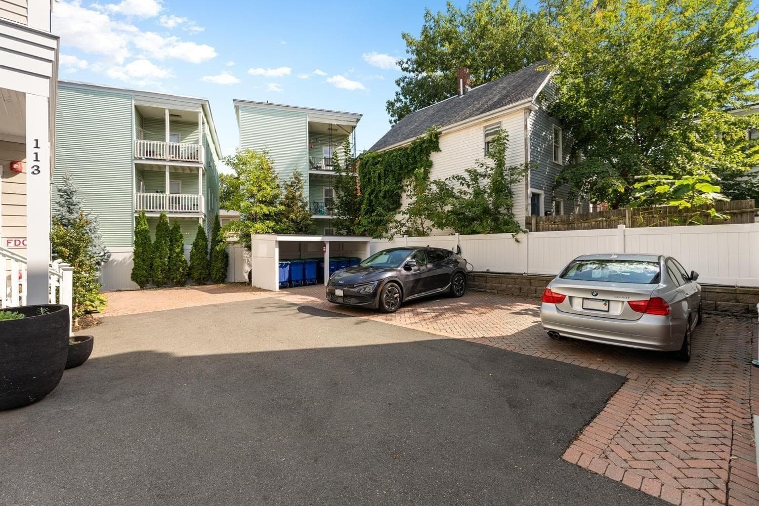 Condominium at 113 Beacon St # A, Somerville MA 02143, Somerville, photo 23 of 26