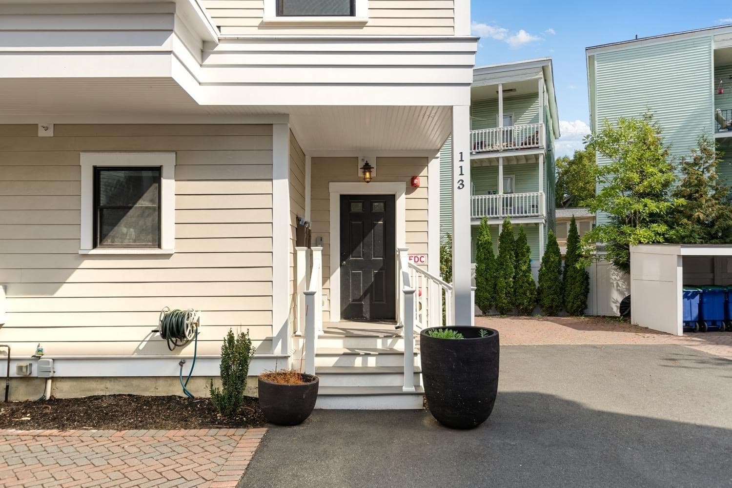 Condominium at 113 Beacon St # A, Somerville MA 02143, Somerville, photo 2 of 26