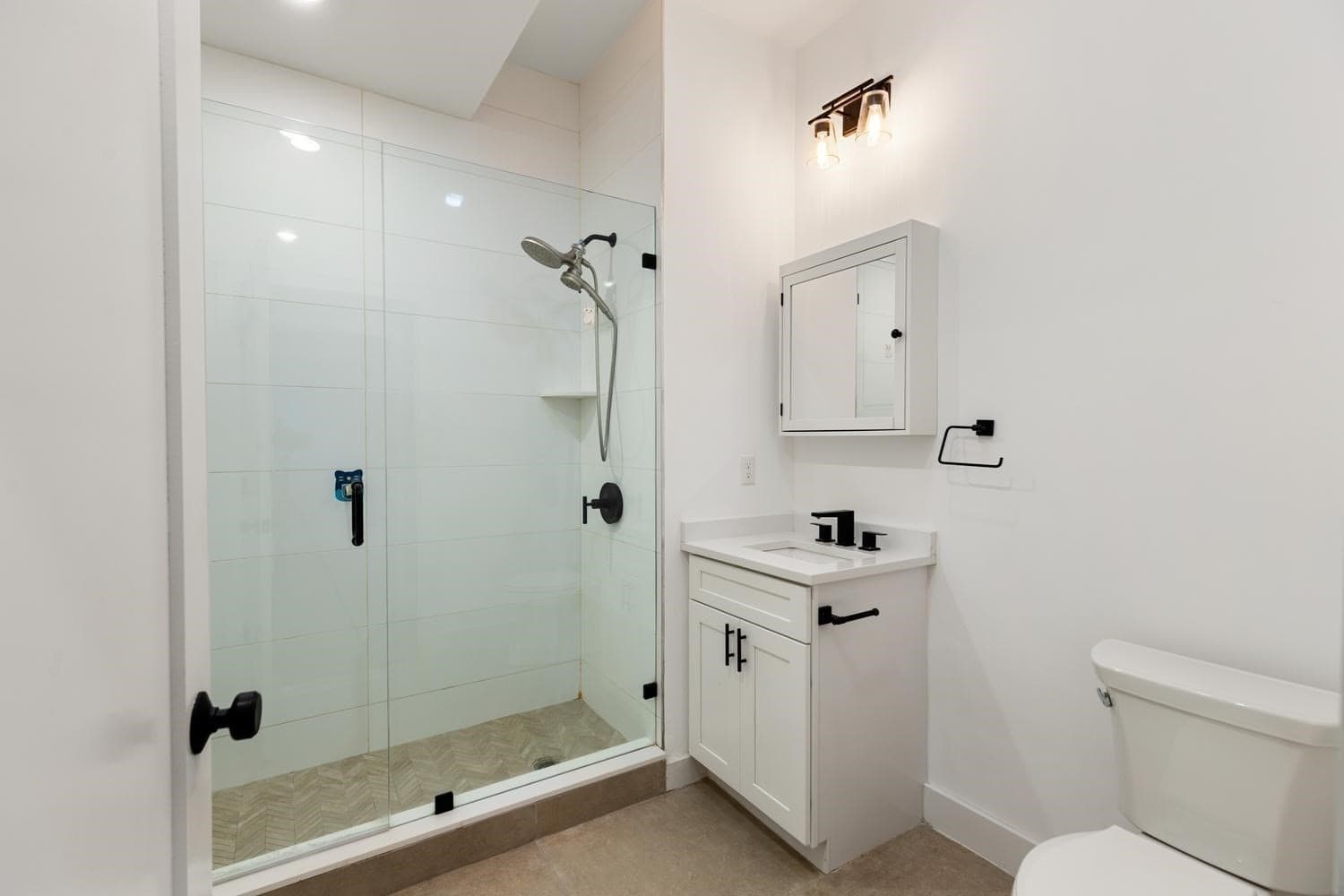 Condominium at 113 Beacon St # A, Somerville MA 02143, Somerville, photo 18 of 26