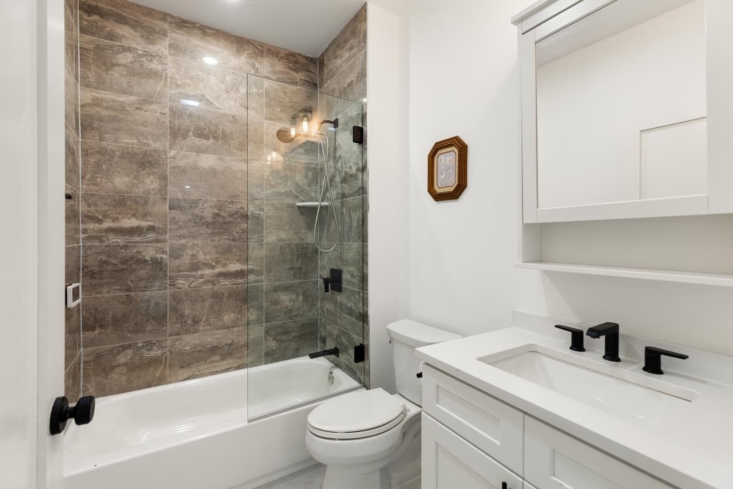 Condominium at 113 Beacon St # A, Somerville MA 02143, Somerville, photo 15 of 26
