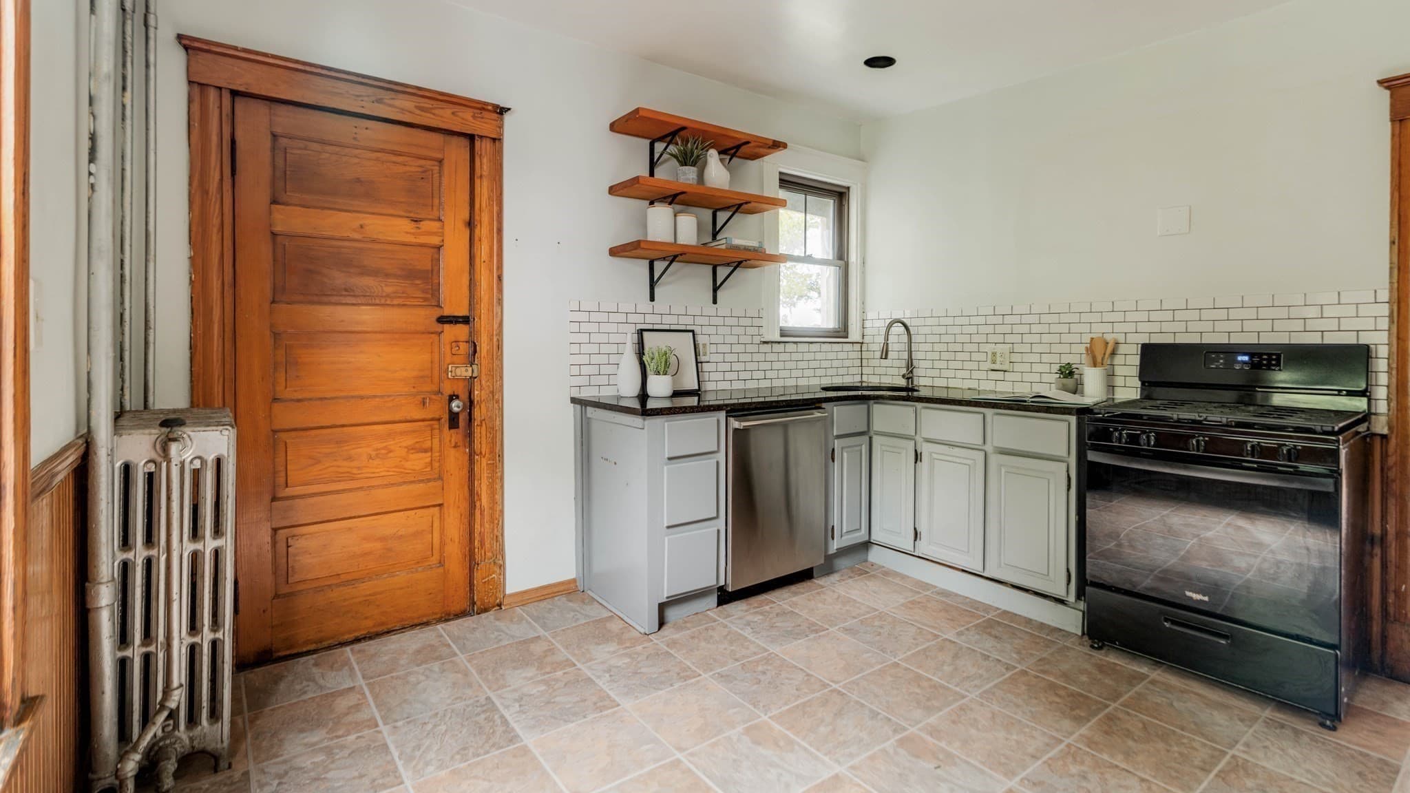Condominium at 8 Pine St # 2, Boston MA 02136, Boston, photo 15 of 38