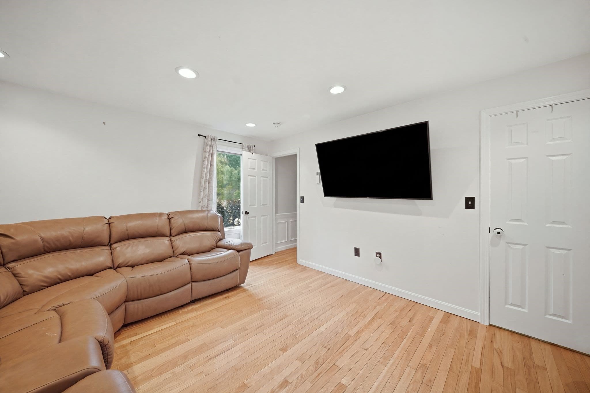 Single Family Residence at 150-R Winona St, Peabody MA 01960, Peabody, photo 19 of 42