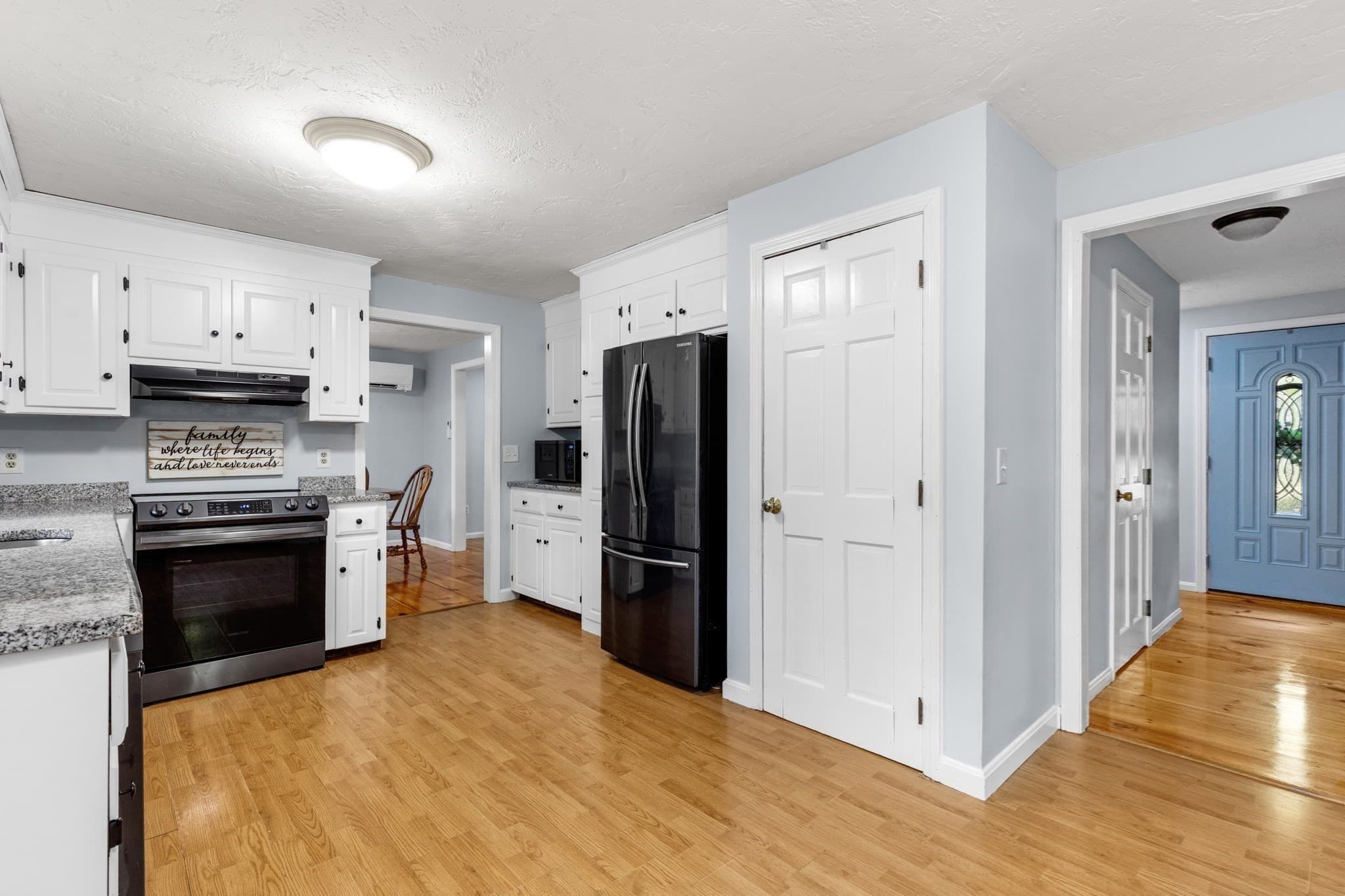 Single Family Residence at 11 Lantern Ln, Plymouth MA 02360, Plymouth, photo 14 of 35