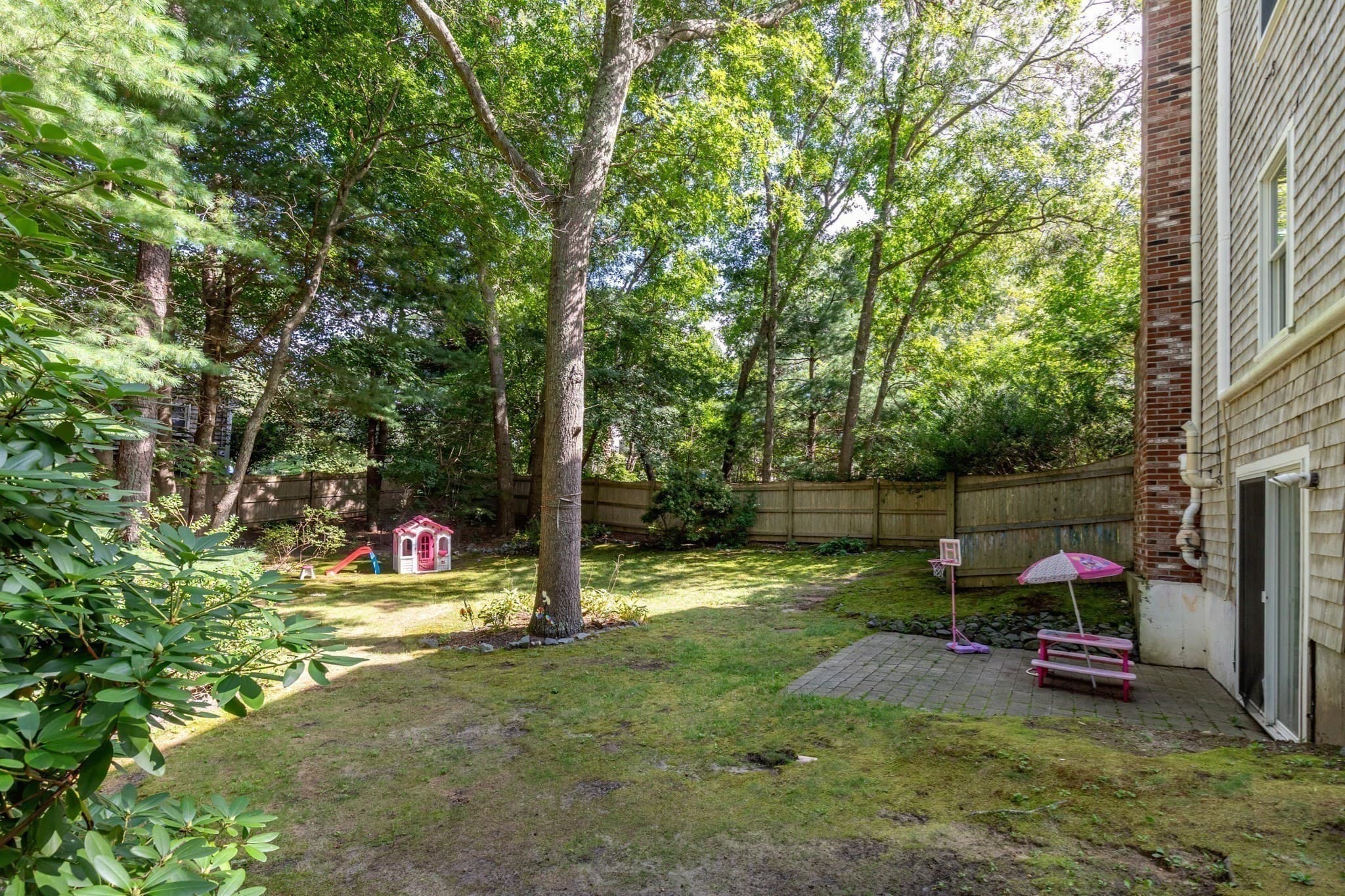 Single Family Residence at 11 Lantern Ln, Plymouth MA 02360, Plymouth, photo 8 of 35