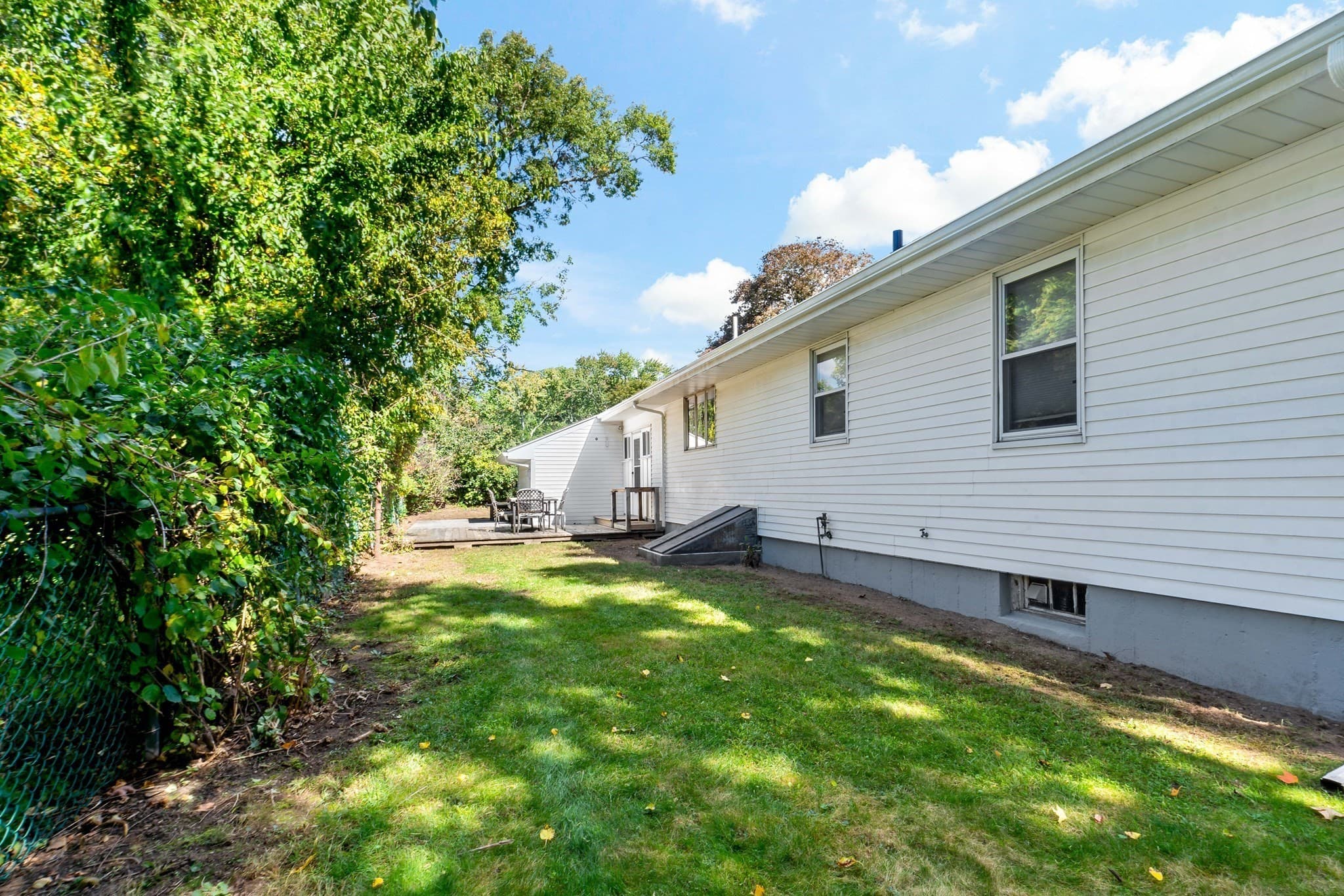 Single Family Residence at 21 Miriam Dr, Attleboro MA 02703, Attleboro, photo 25 of 31