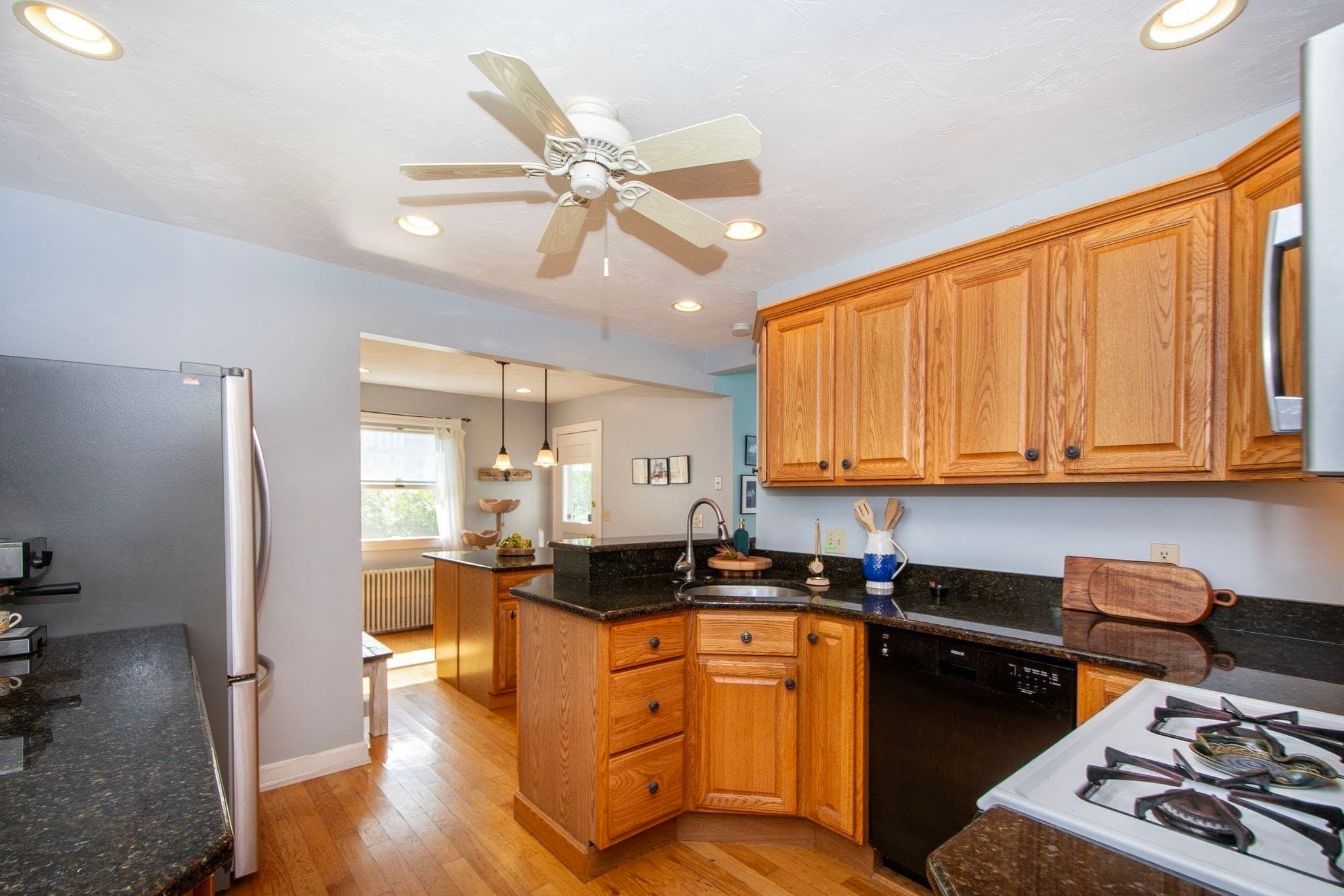 Single Family Residence at 12 L Street, Hull MA 02045, Hull, photo 12 of 38