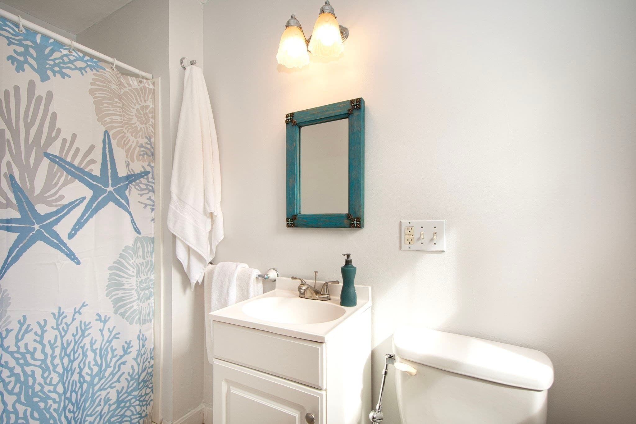 Single Family Residence at 12 L Street, Hull MA 02045, Hull, photo 15 of 38