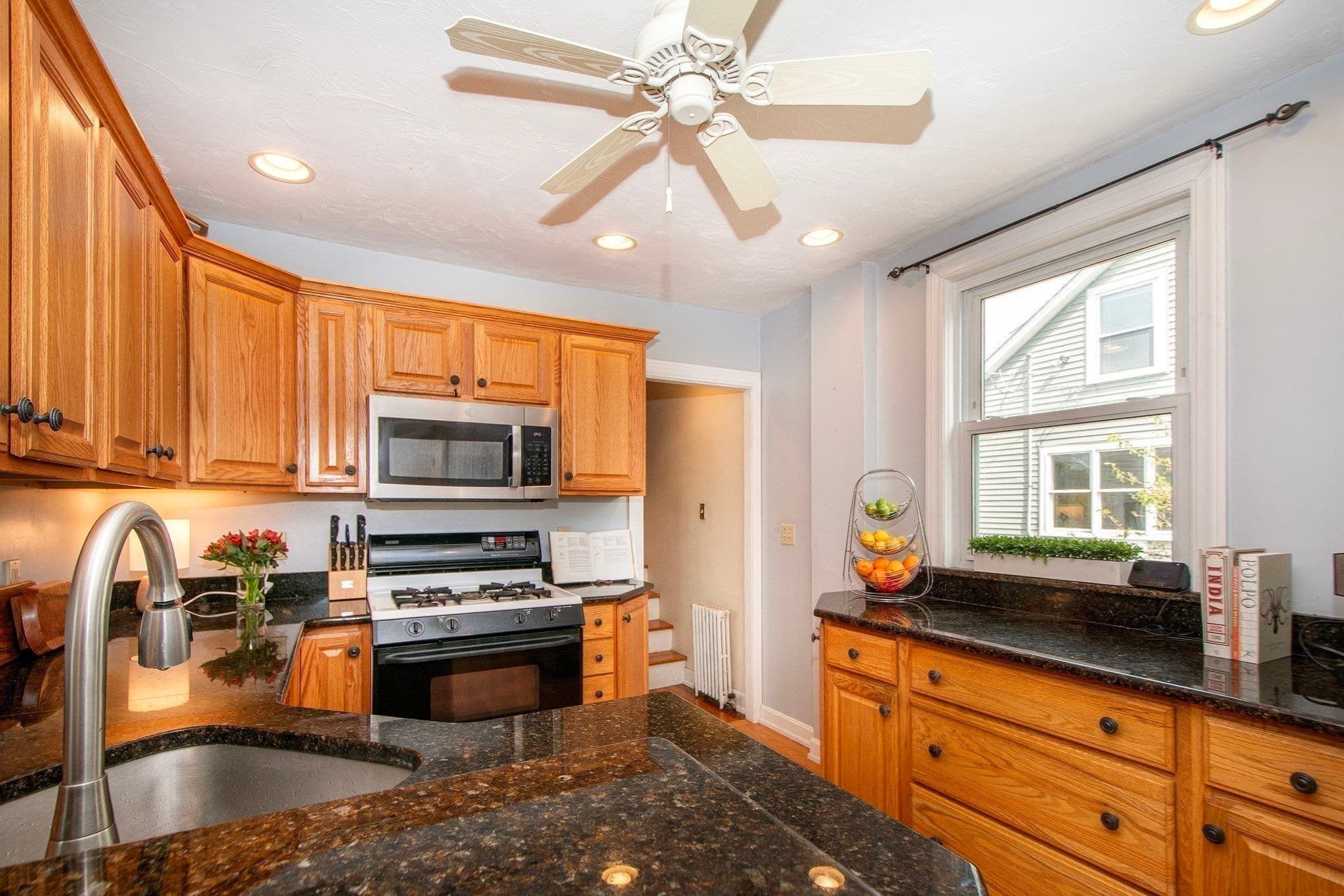 Single Family Residence at 12 L Street, Hull MA 02045, Hull, photo 11 of 38