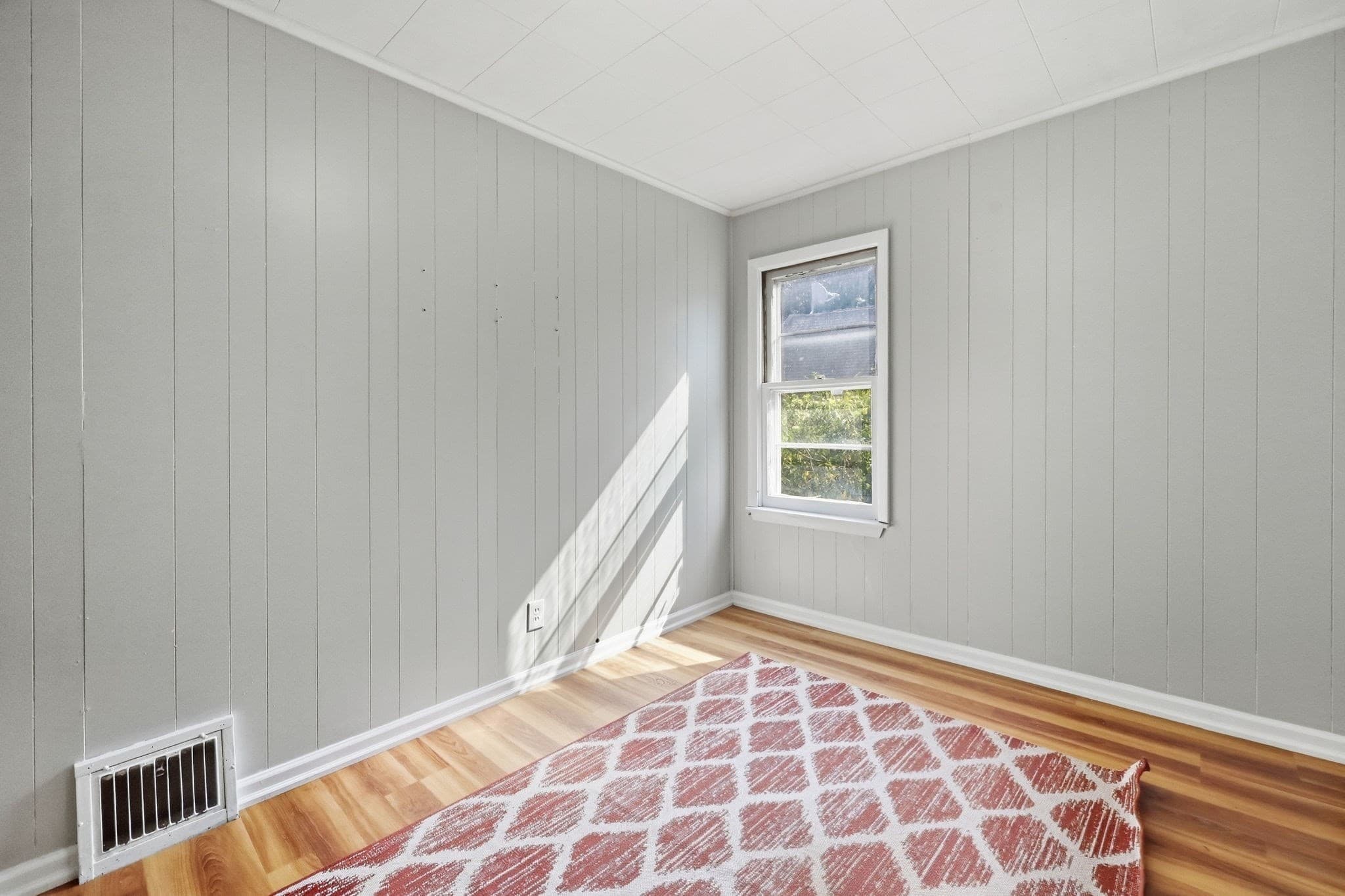 Multi Family at 20 Rathburn St, Chicopee MA 01020, Chicopee, photo 12 of 32