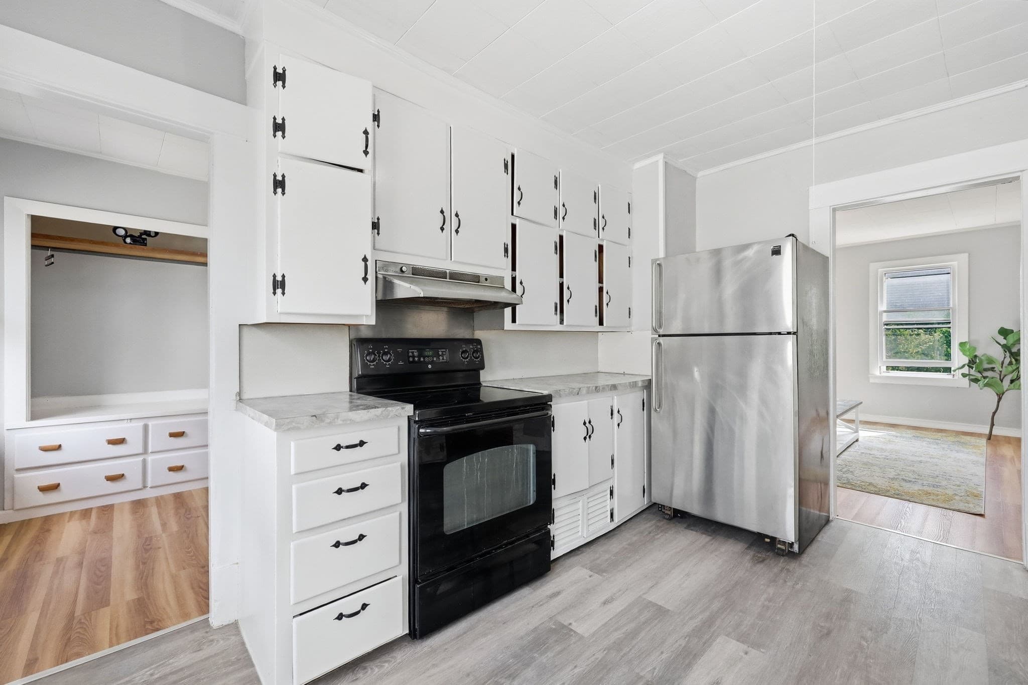 Multi Family at 20 Rathburn St, Chicopee MA 01020, Chicopee, photo 14 of 32