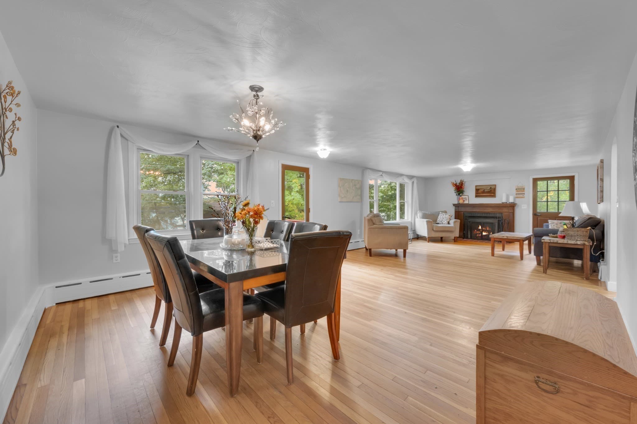 Single Family Residence at 30 W Sutton Rd, Sutton MA 01590, Sutton, photo 13 of 31