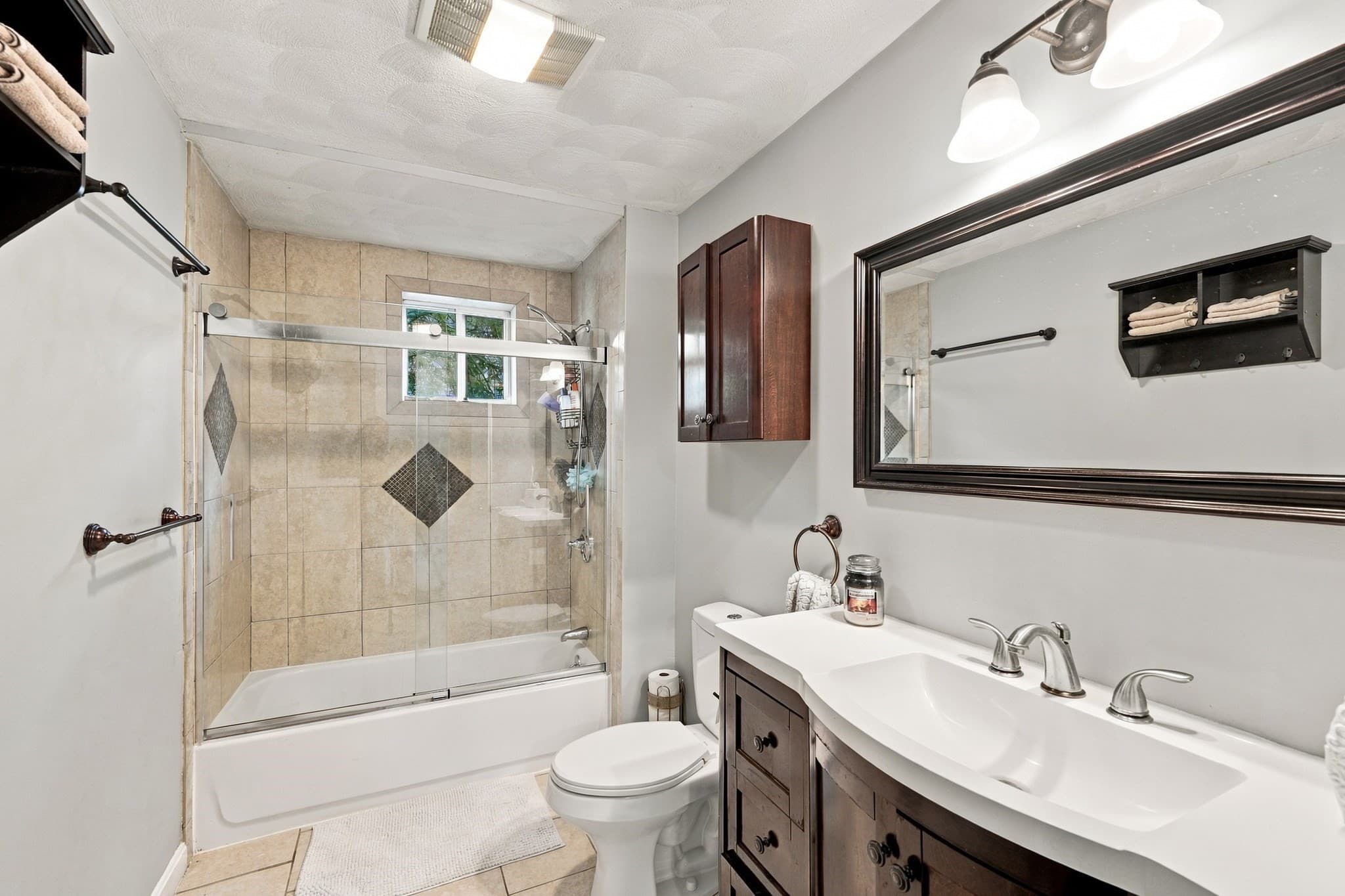 Condominium at 21 Purchase St # 1, Danvers MA 01923, Danvers, photo 18 of 41