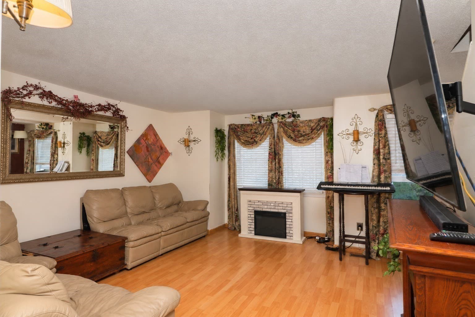 Condominium at 20 Angle St # 10, Lowell MA 01851, Lowell, photo 7 of 21
