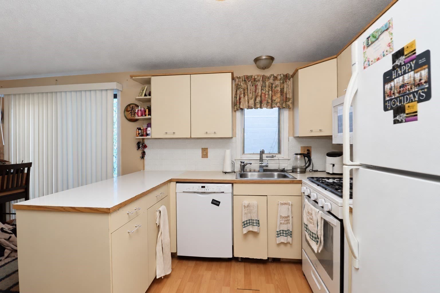 Condominium at 20 Angle St # 10, Lowell MA 01851, Lowell, photo 5 of 21