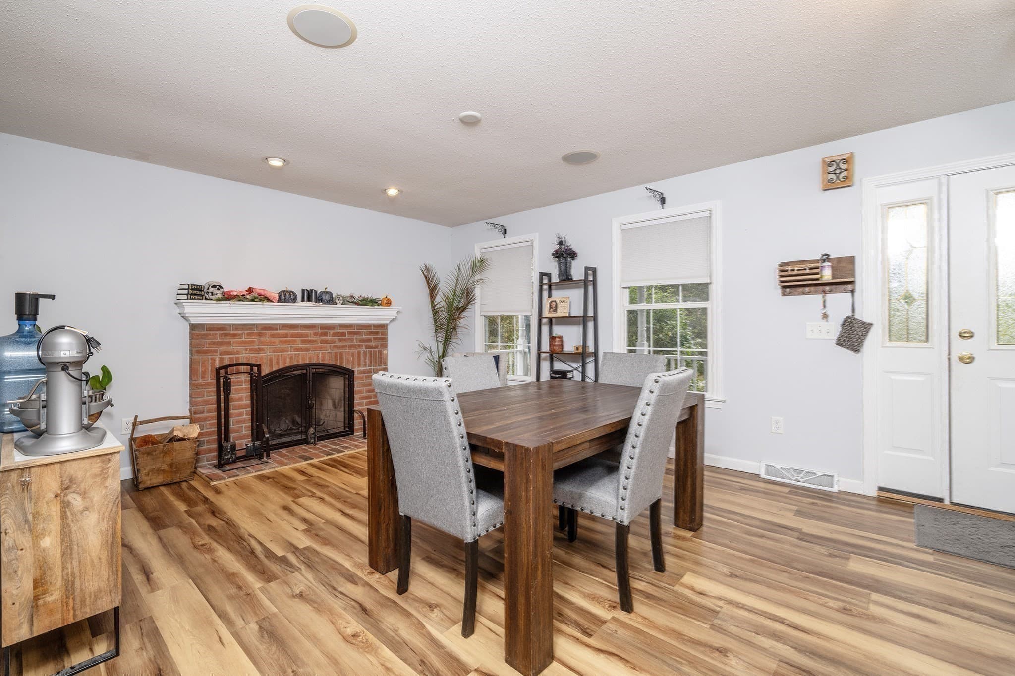 Single Family Residence at 71 Babcock Tavern Rd, Ware MA 01082, Ware, photo 11 of 39