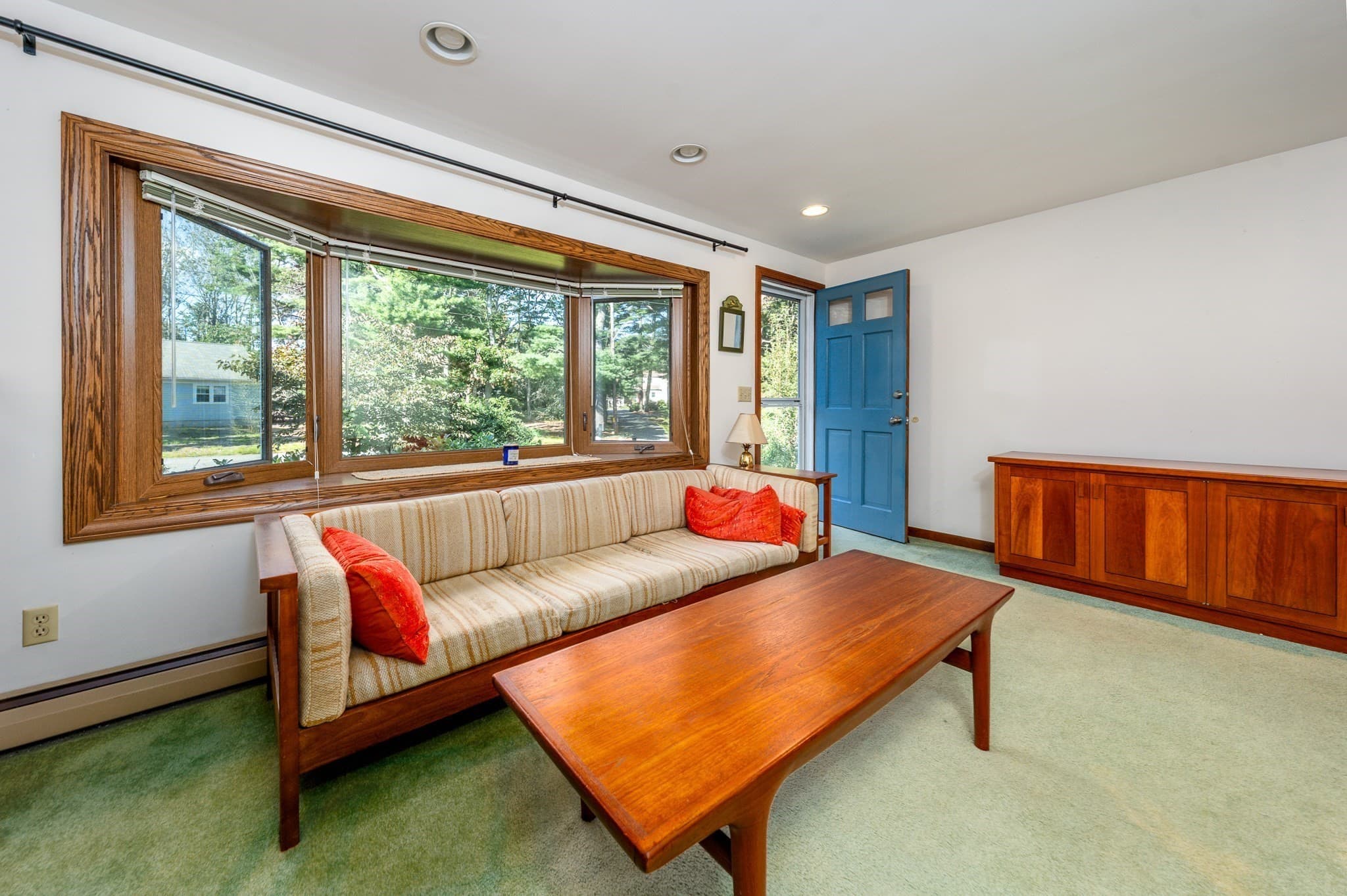 Single Family Residence at 382 Mariner Circle, Barnstable MA 02635, Barnstable, photo 7 of 39