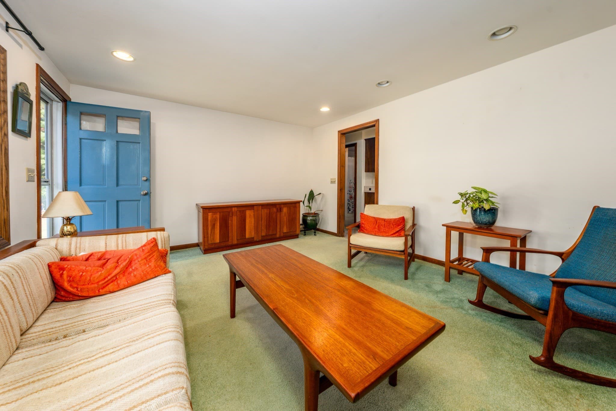 Single Family Residence at 382 Mariner Circle, Barnstable MA 02635, Barnstable, photo 4 of 39