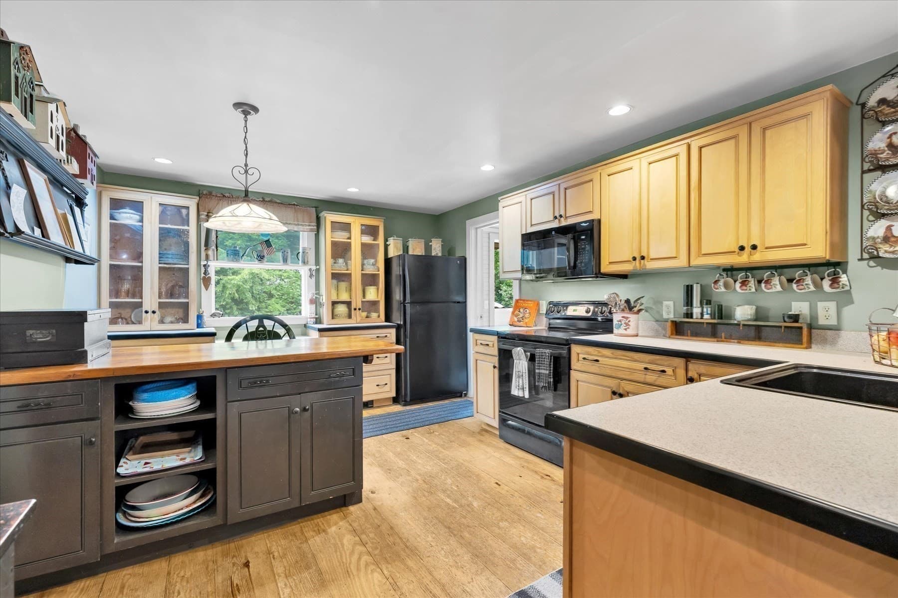 Commercial Sale at 643 Main St, Harwich MA 02645, Harwich, photo 14 of 42