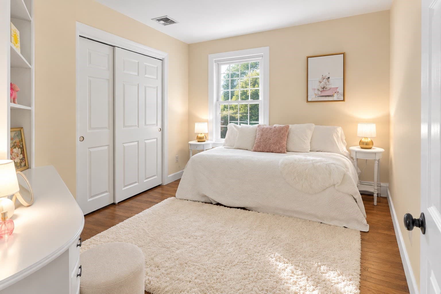 Single Family Residence at 8 Partridge Hill Rd, Southborough MA 01772, Southborough, photo 17 of 37