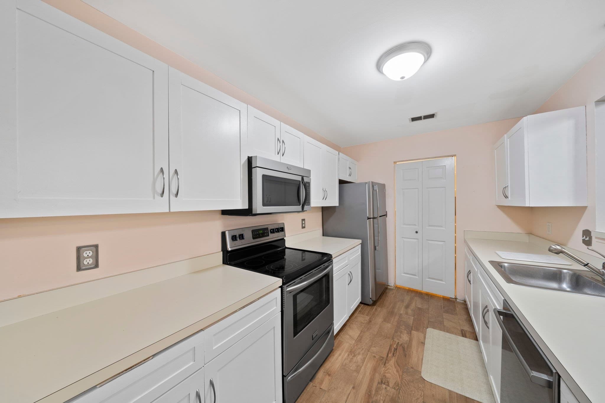 Condominium at 90 Sea St # 120, Weymouth MA 02191, Weymouth, photo 10 of 23