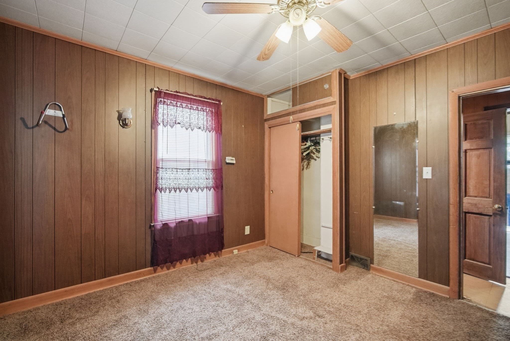 Single Family Residence at 82 Gresham St, Springfield MA 01119, Springfield, photo 14 of 29
