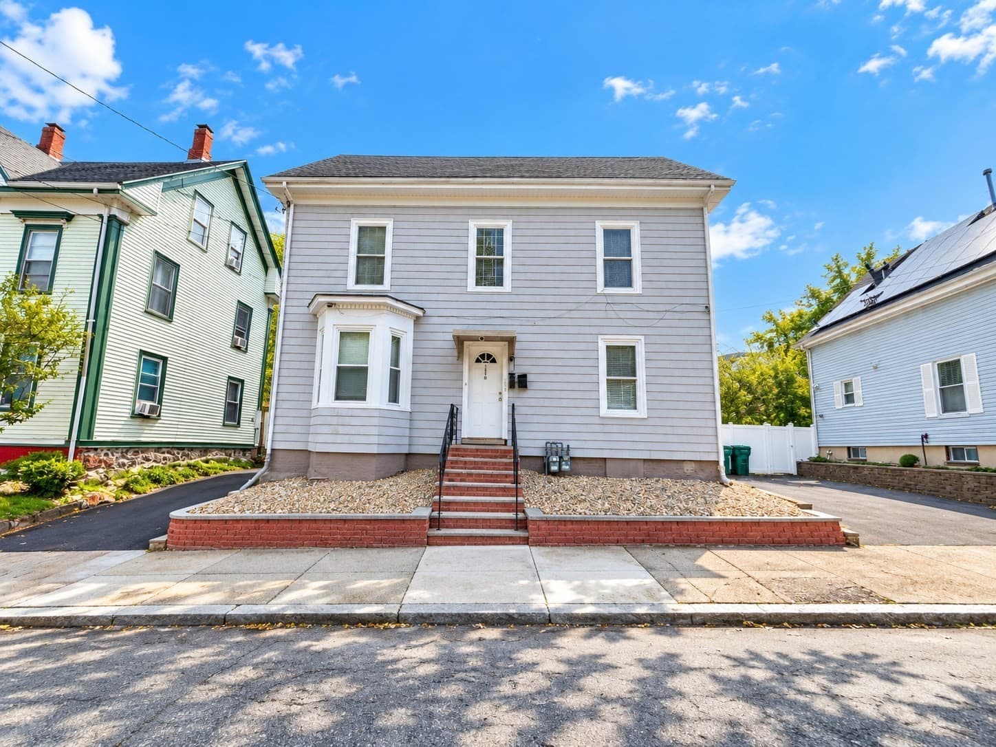 102 Rockaway St, Lynn MA 01902