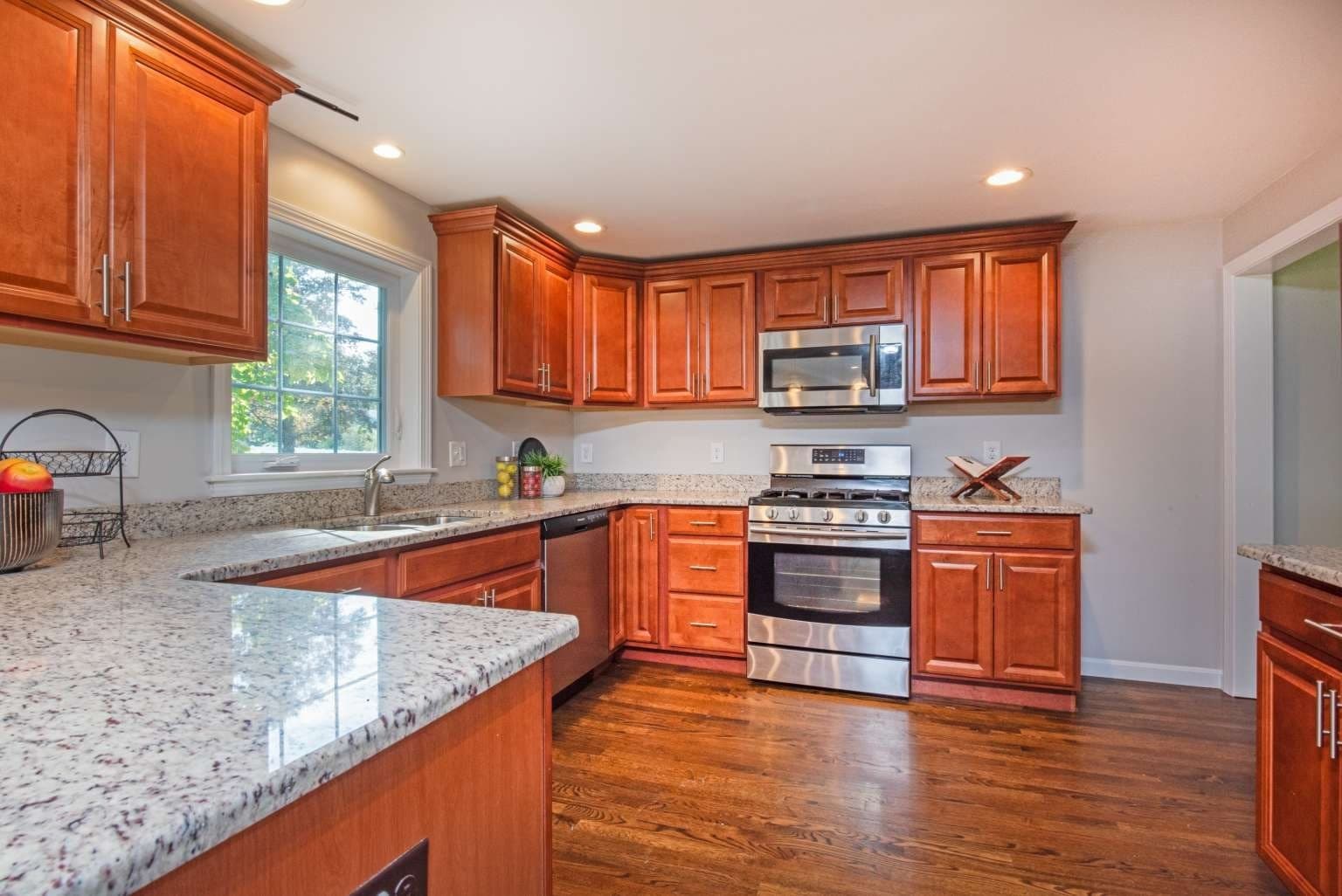 Single Family Residence at 349 Stow Road, Marlborough MA 01752, Marlborough, photo 7 of 20