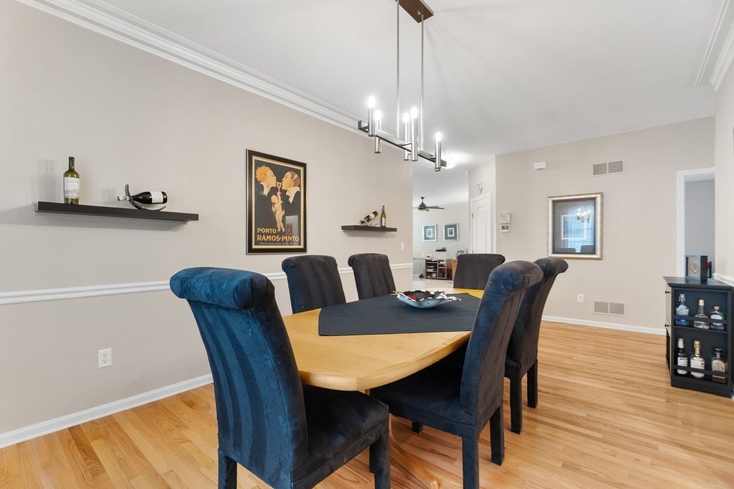 Condominium at 30 Summerfield Drive # 30, Uxbridge MA 01569, Uxbridge, photo 6 of 42