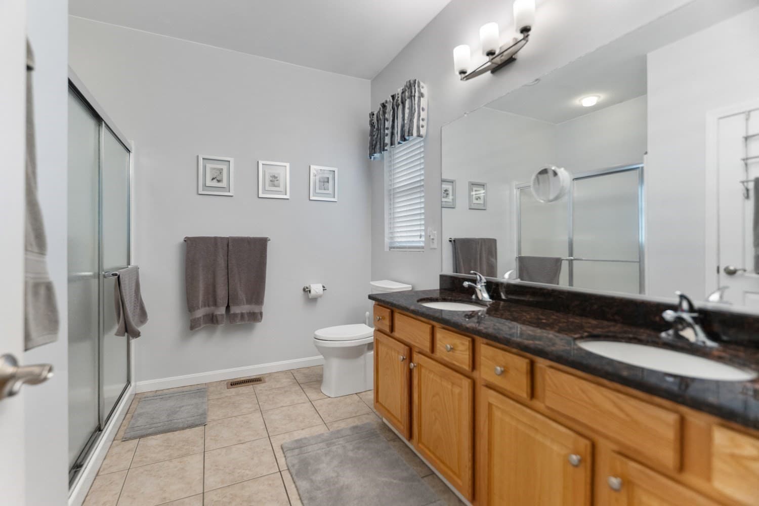 Condominium at 30 Summerfield Drive # 30, Uxbridge MA 01569, Uxbridge, photo 22 of 42