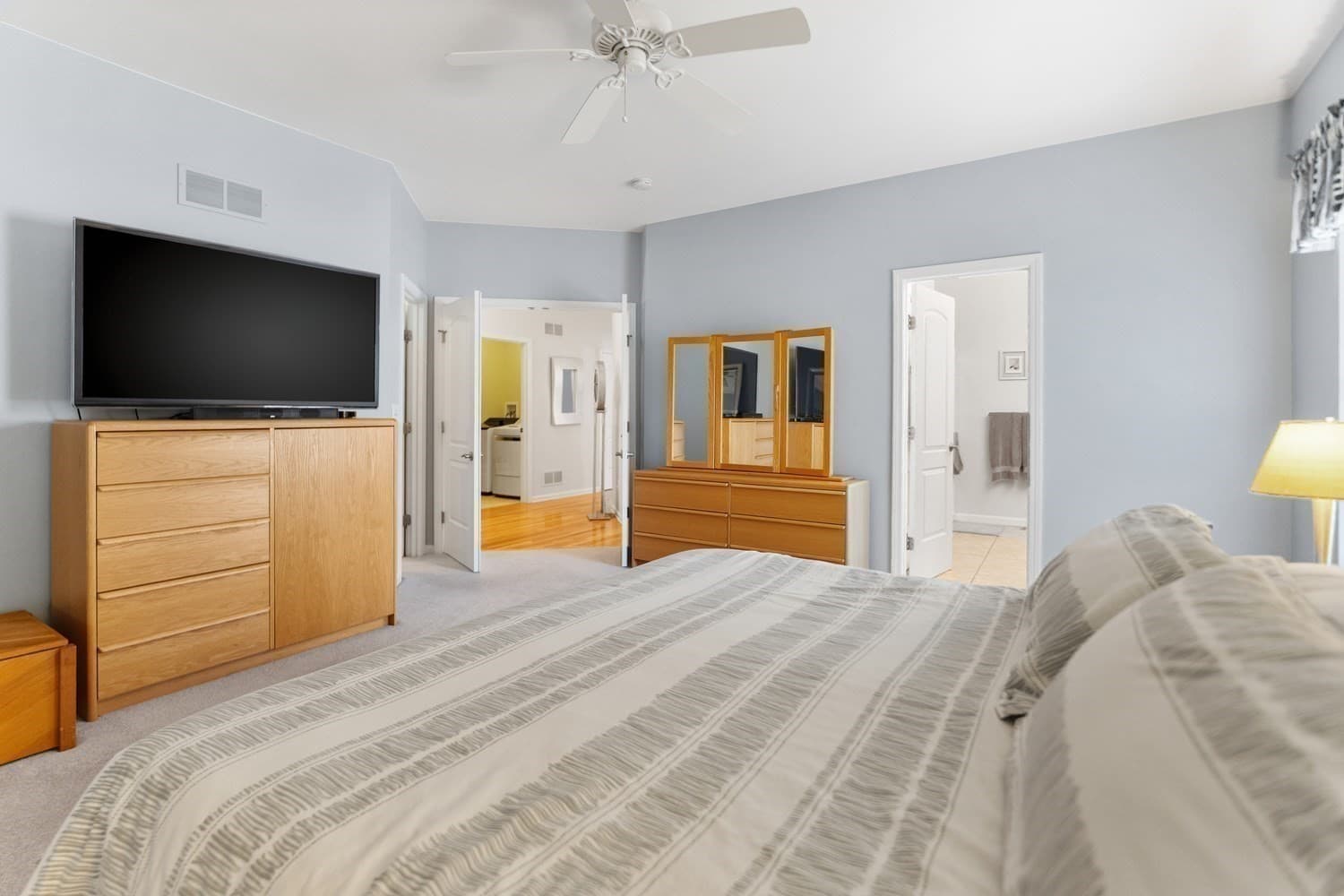 Condominium at 30 Summerfield Drive # 30, Uxbridge MA 01569, Uxbridge, photo 20 of 42